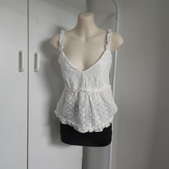 Aus 12 Ally White Crochet Lace Look V Neck Sleeveless Top - Picture 12 of 16